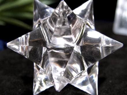 天然水晶 アステロイド 彫り 置物