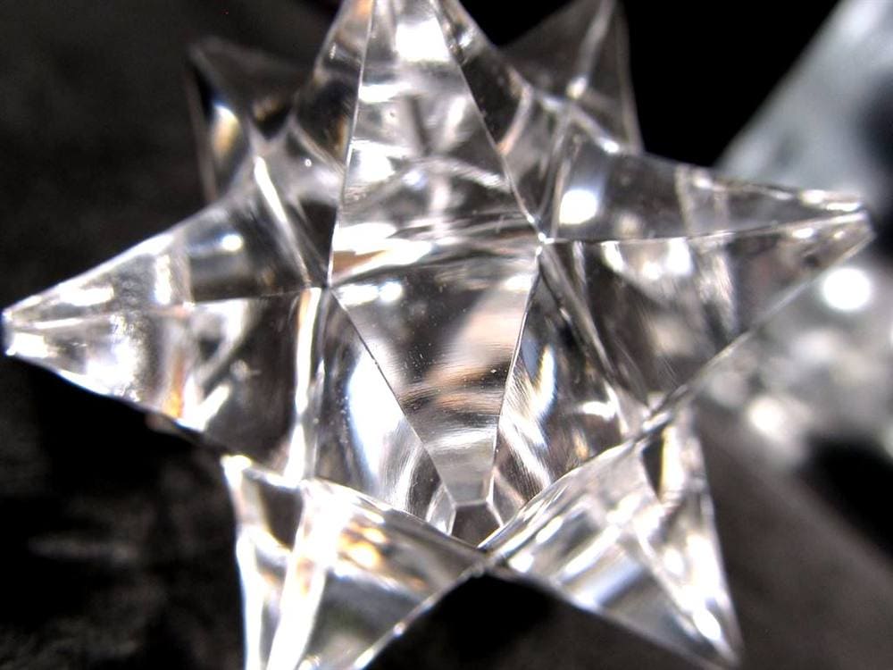 天然水晶 アステロイド 彫り 置物