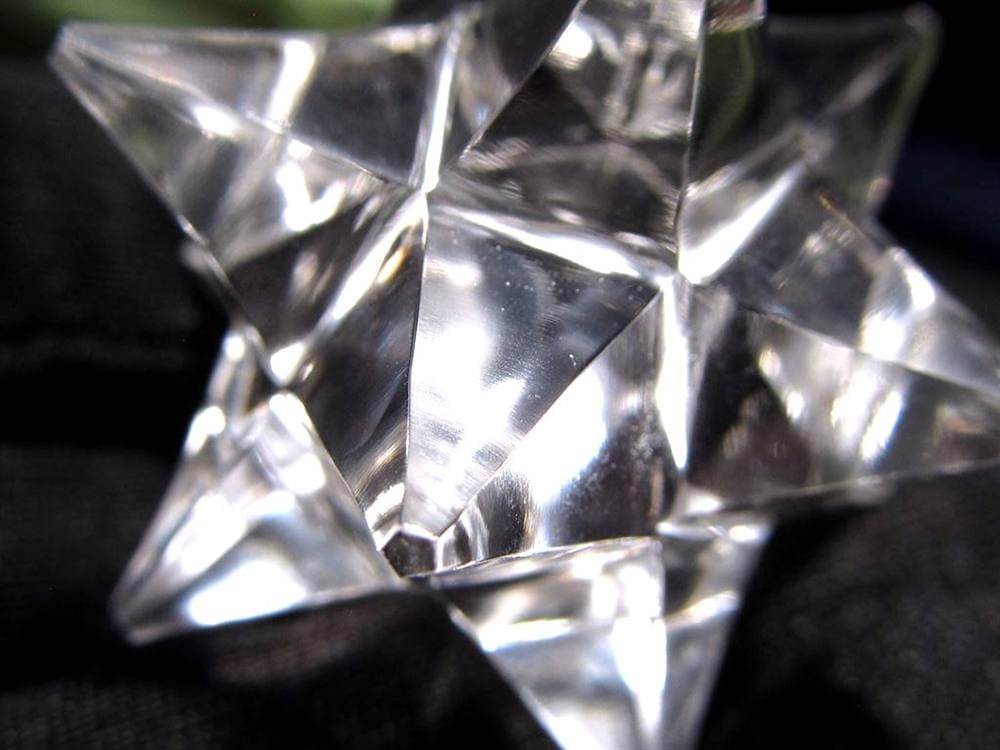 天然水晶 アステロイド 彫り 置物