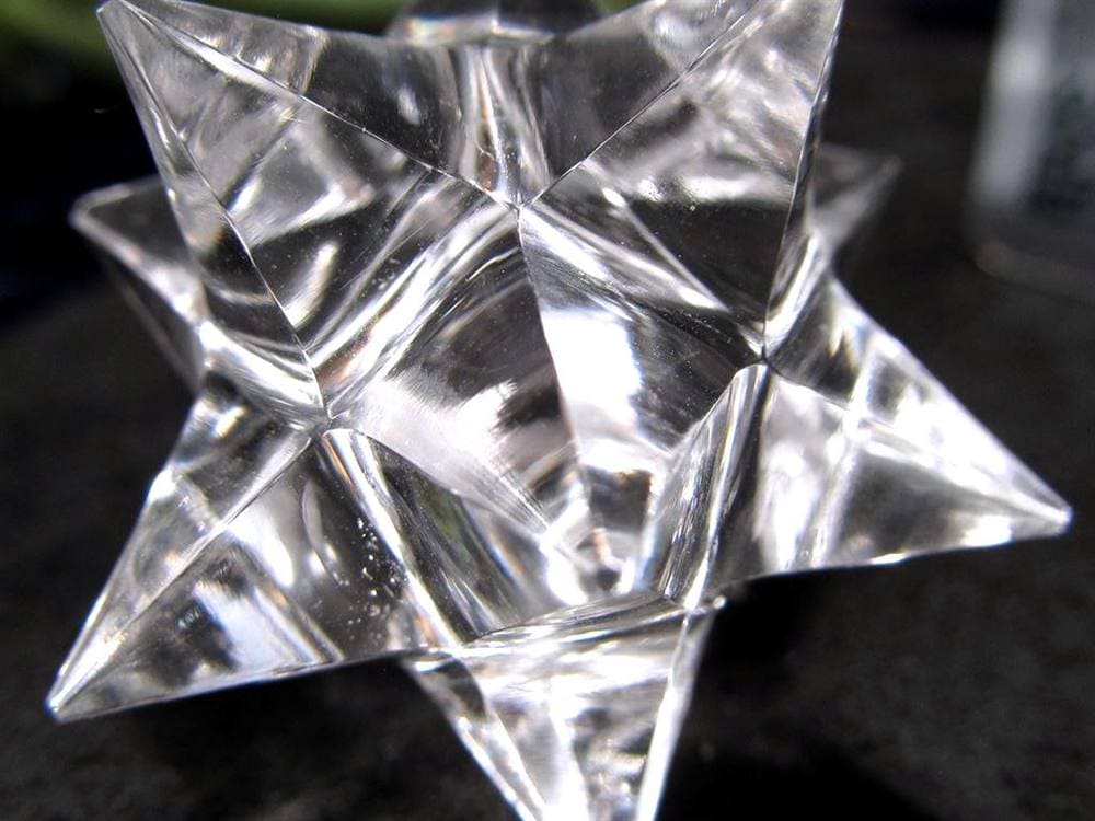 天然水晶 アステロイド 彫り 置物