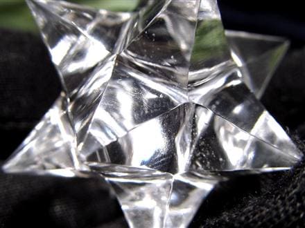 天然水晶 アステロイド 彫り 置物