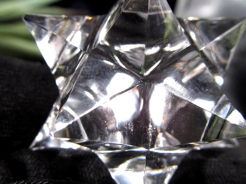 天然水晶 アステロイド 彫り 置物