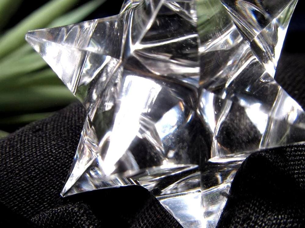 天然水晶 アステロイド 彫り 置物