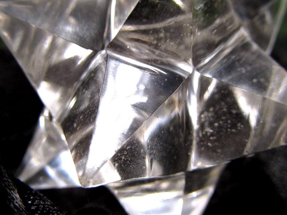 天然水晶 アステロイド 彫り 置物