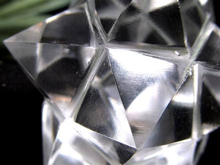 天然水晶 アステロイド 彫り 置物