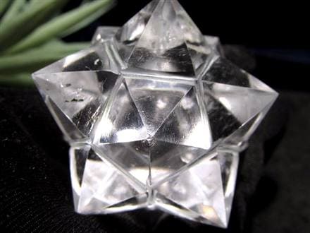 天然水晶 アステロイド 彫り 置物