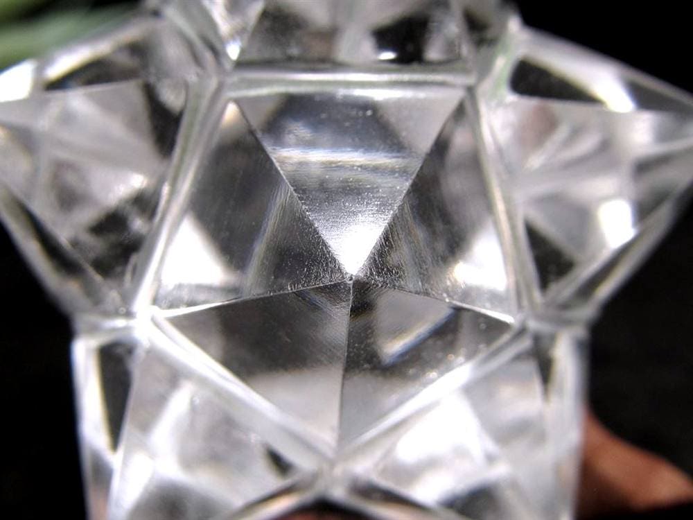 天然水晶 アステロイド 彫り 置物