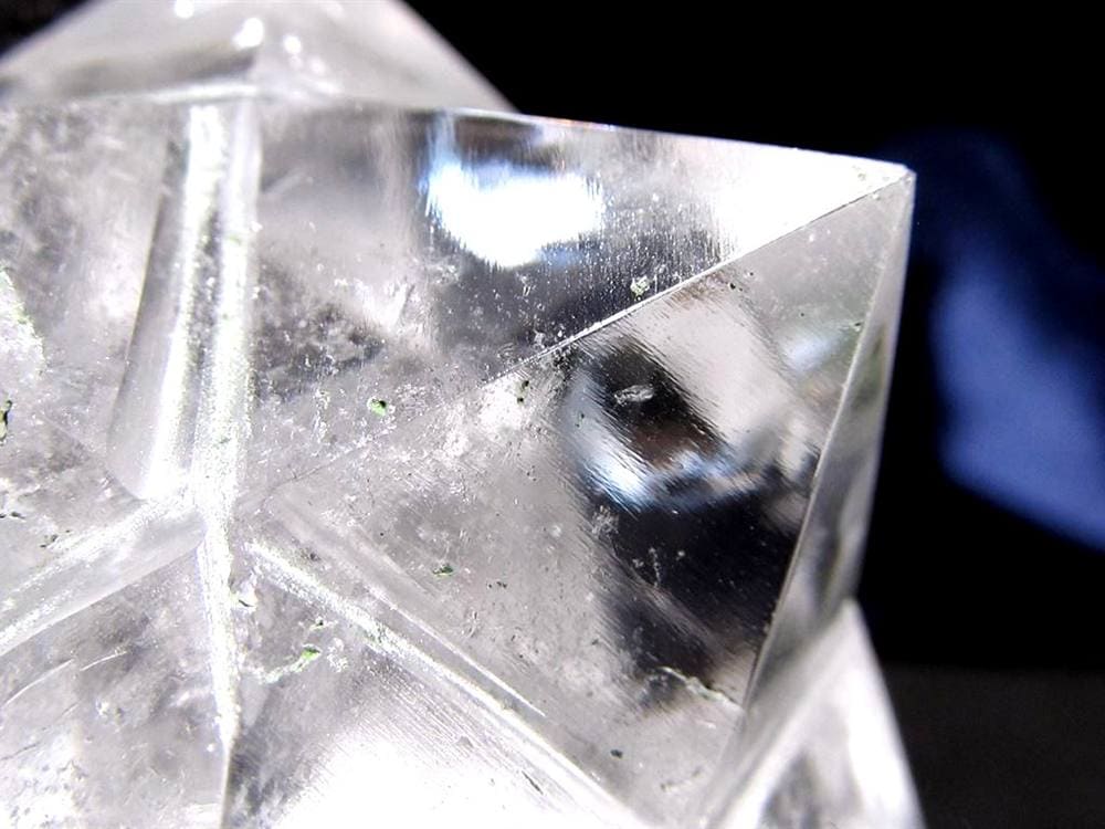 天然水晶 アステロイド 彫り 置物