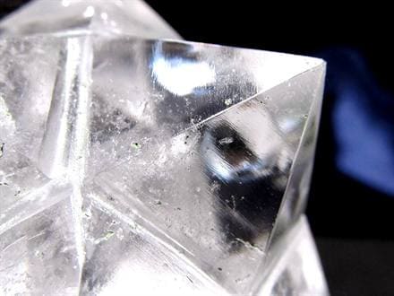 天然水晶 アステロイド 彫り 置物