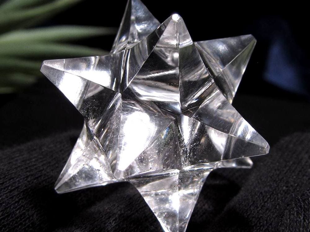 天然水晶 アステロイド 彫り 置物
