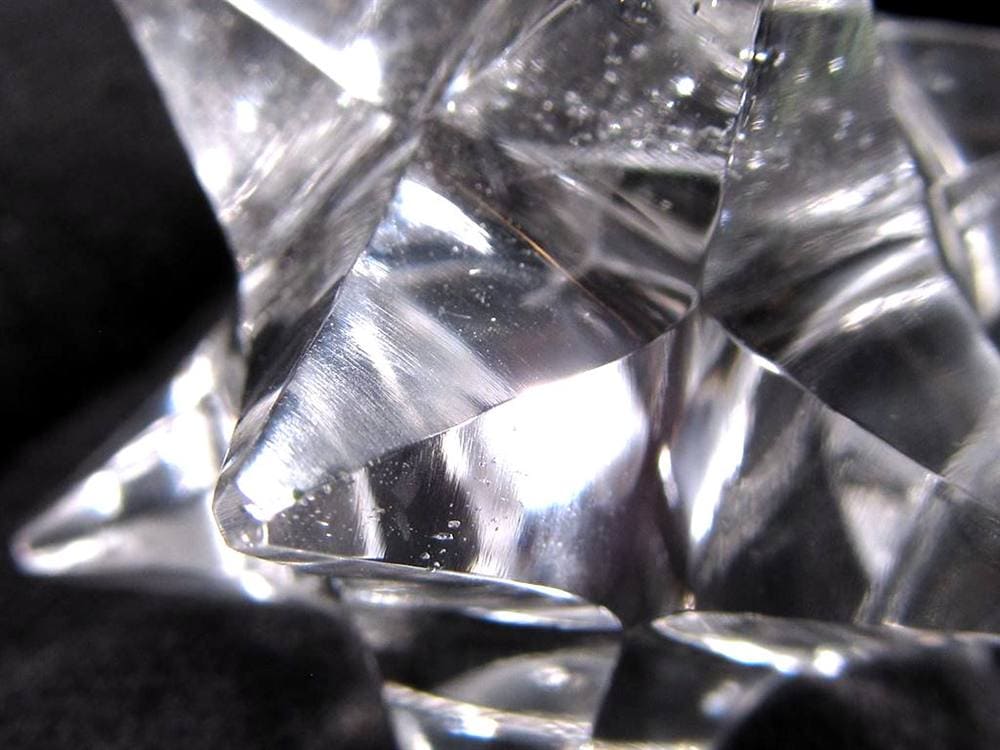 天然水晶 アステロイド 彫り 置物