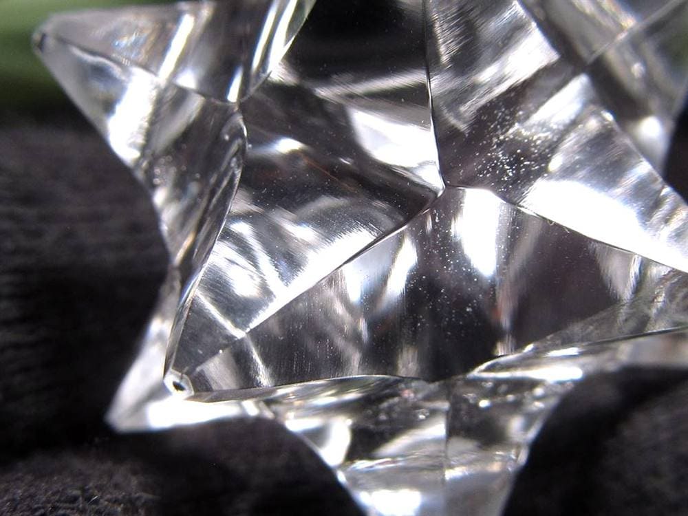 天然水晶 アステロイド 彫り 置物