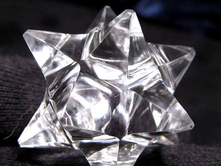 天然水晶 アステロイド 彫り 置物