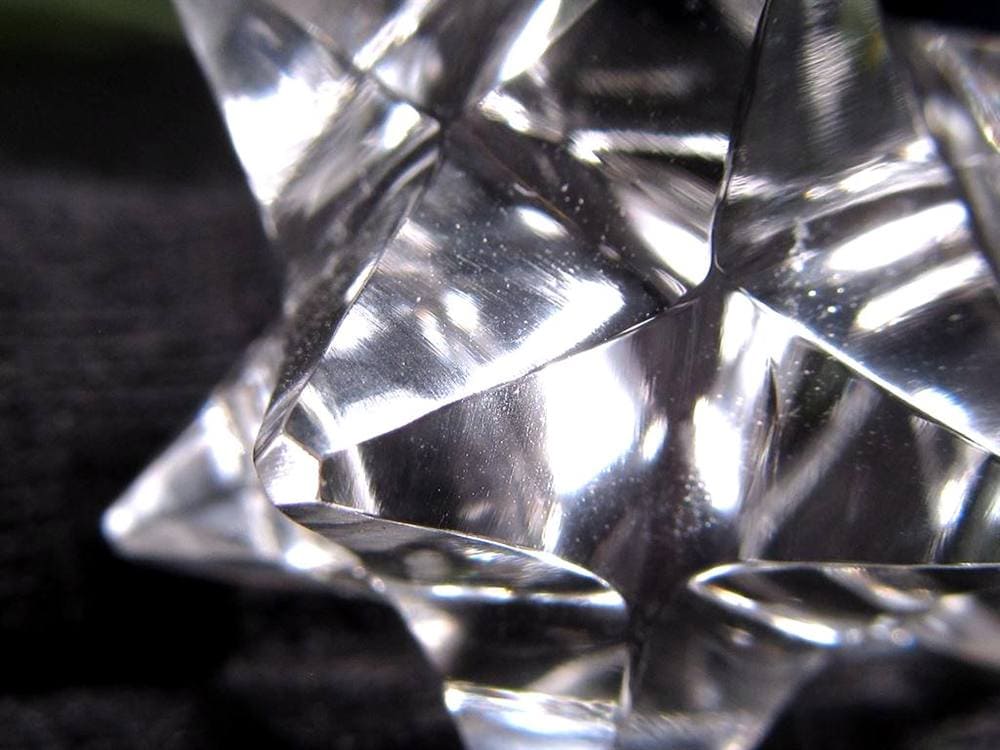 天然水晶 アステロイド 彫り 置物