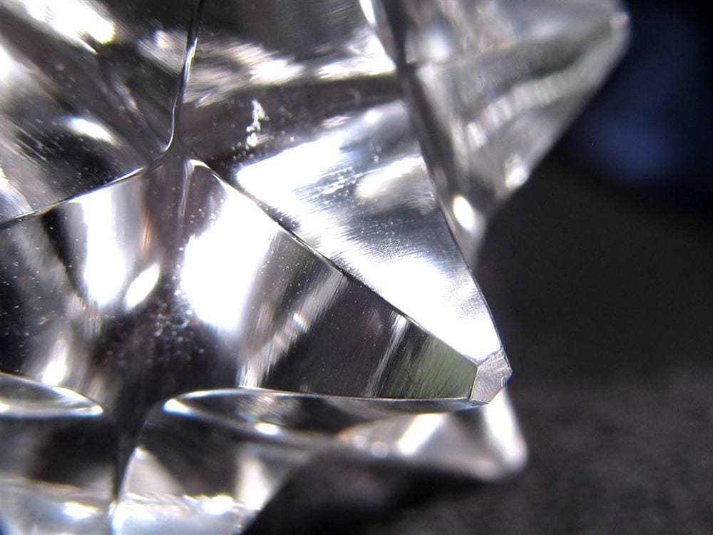 天然水晶 アステロイド 彫り 置物