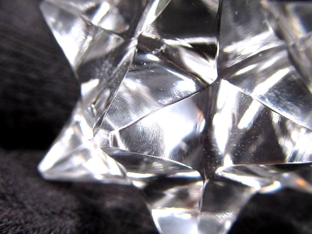 天然水晶 アステロイド 彫り 置物