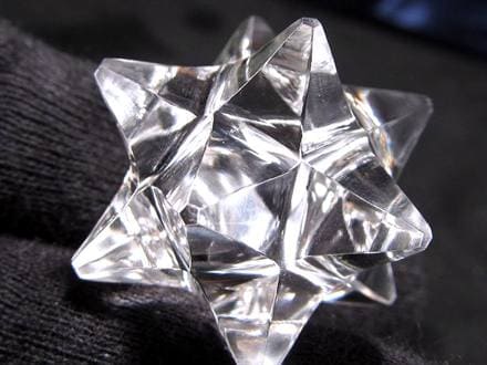 天然水晶 アステロイド 彫り 置物