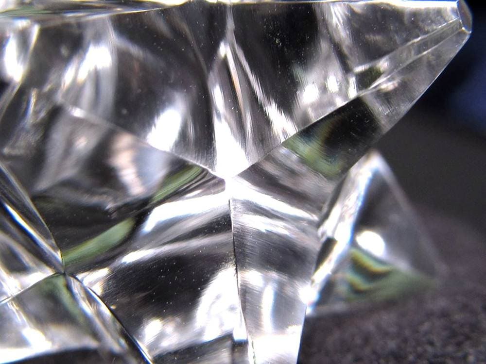 天然水晶 アステロイド 彫り 置物