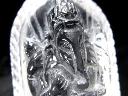 天然水晶 ガネーシャ 彫り 置物