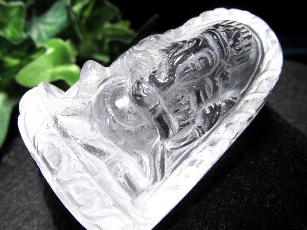 天然水晶 ガネーシャ 彫り 置物