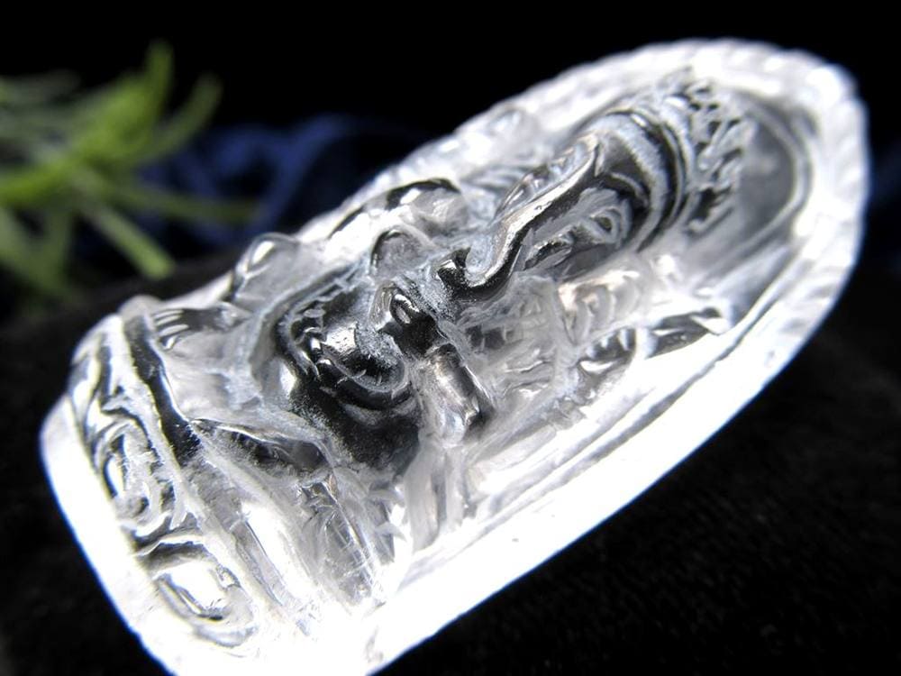 天然水晶 ガネーシャ 彫り 置物