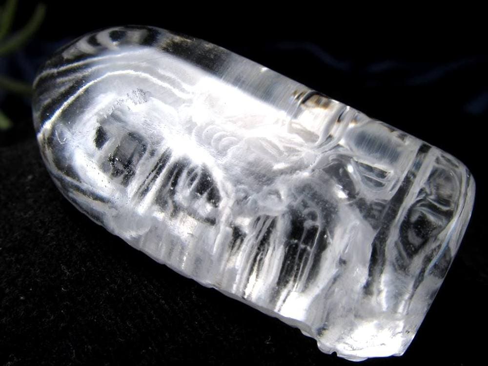 天然水晶 ガネーシャ 彫り 置物