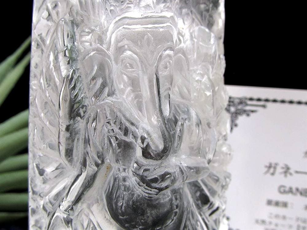 天然水晶 ガネーシャ 彫り 置物