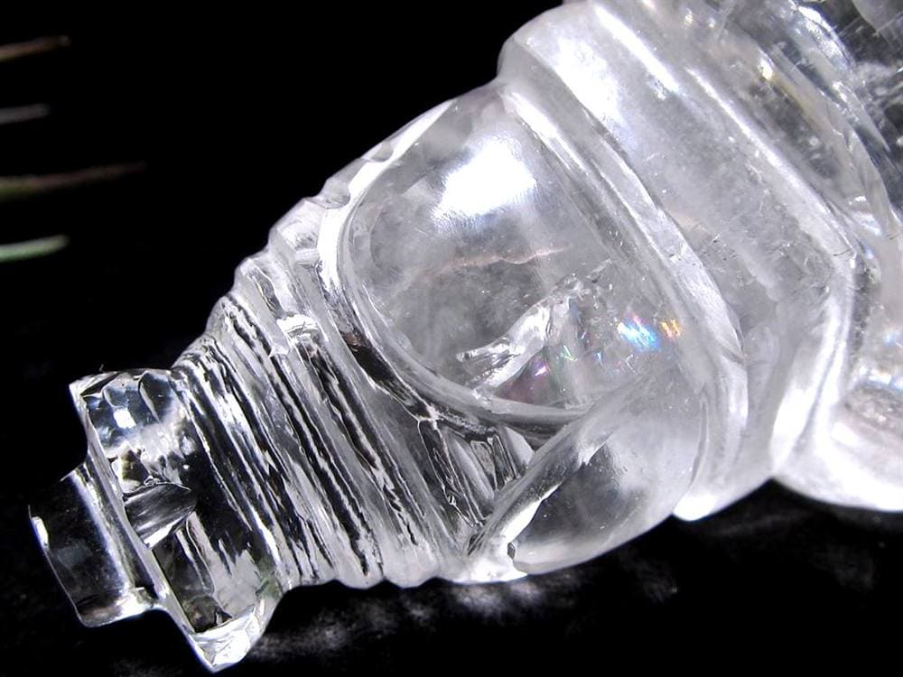 天然水晶 ストゥーパ 仏塔 彫り 置物