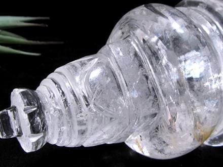 天然水晶 ストゥーパ 仏塔 彫り 置物