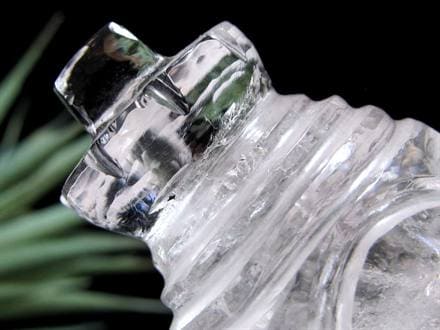 天然水晶 ストゥーパ 仏塔 彫り 置物