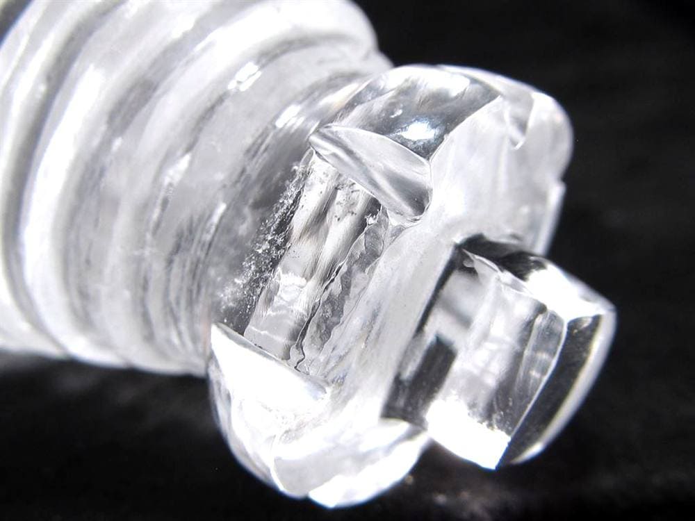 天然水晶 ストゥーパ 仏塔 彫り 置物