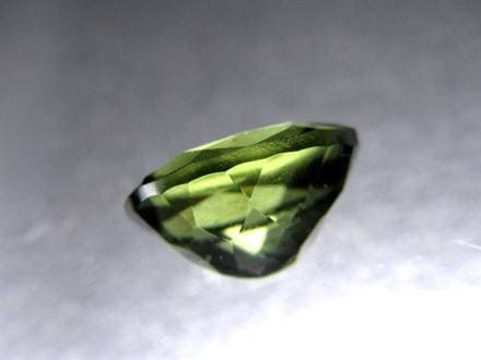 モルダバイト ルース モルダウ石 宝石 天然石