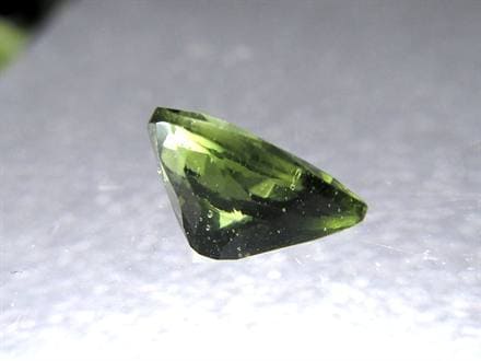 モルダバイト ルース モルダウ石 宝石 天然石