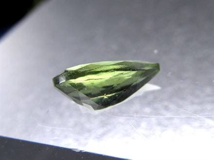 モルダバイト ルース モルダウ石 宝石 天然石