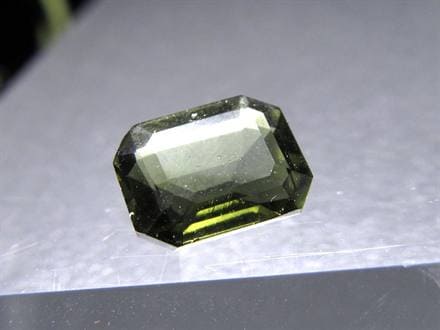 モルダバイト ルース モルダウ石 宝石 天然石