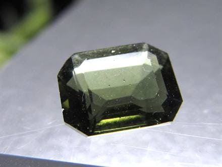 モルダバイト ルース モルダウ石 宝石 天然石