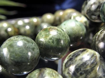 日高翡翠 ブレスレット 日本の石 パワーストーン 天然石 国産