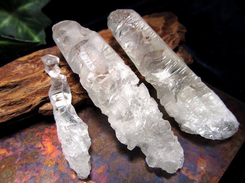 エッジドクォーツ 蝕像水晶 水晶 原石 ポイント