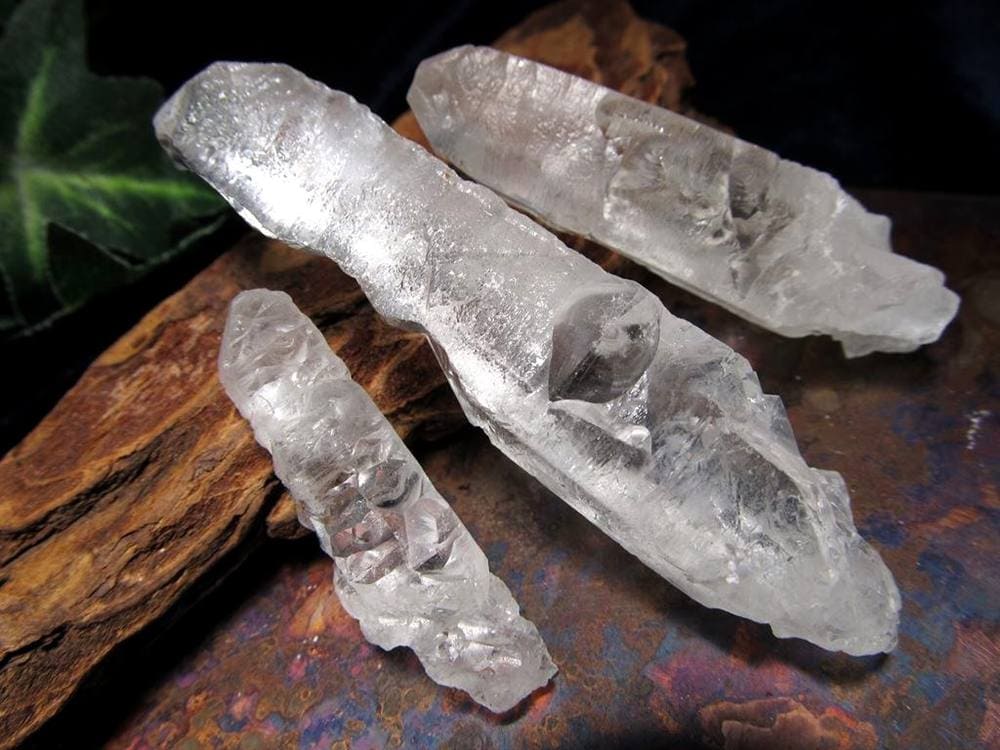 エッジドクォーツ 蝕像水晶 水晶 原石 ポイント