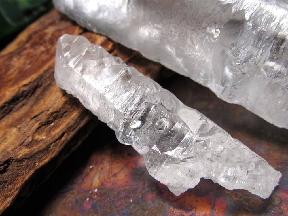 エッジドクォーツ 蝕像水晶 水晶 原石 ポイント