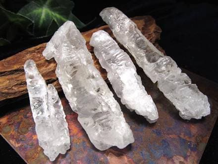 エッジドクォーツ 蝕像水晶 水晶 原石 ポイント