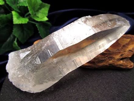 カイラスクォーツ Kailash カイラス山 水晶 クリスタル