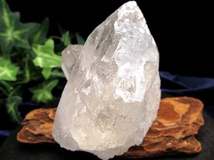 カイラスクォーツ Kailash カイラス山 水晶 クリスタル