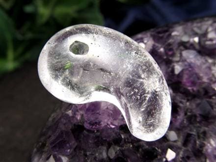 ガネーシュヒマール ヒマラヤ 水晶 勾玉 ビーズ