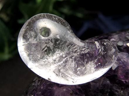 ガネーシュヒマール ヒマラヤ 水晶 勾玉 ビーズ