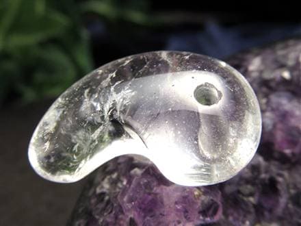 ガネーシュヒマール ヒマラヤ 水晶 勾玉 ビーズ