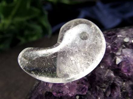 ガネーシュヒマール ヒマラヤ 水晶 勾玉 ビーズ