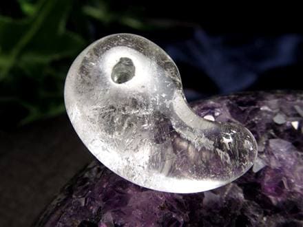 ガネーシュヒマール ヒマラヤ 水晶 勾玉 ビーズ