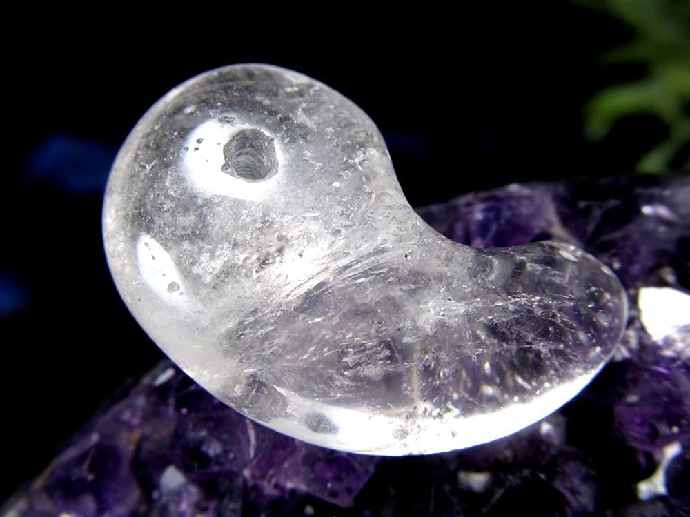 ガネーシュヒマール ヒマラヤ 水晶 勾玉 ビーズ