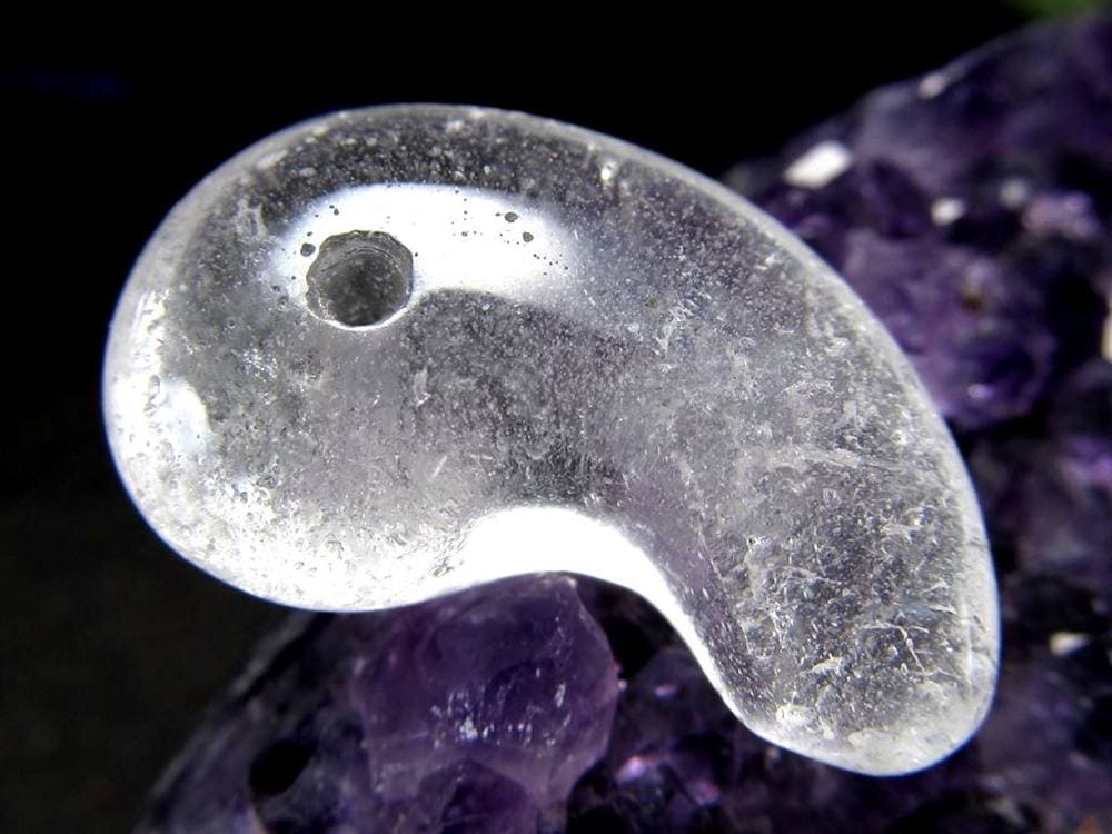 ガネーシュヒマール ヒマラヤ 水晶 勾玉 ビーズ
